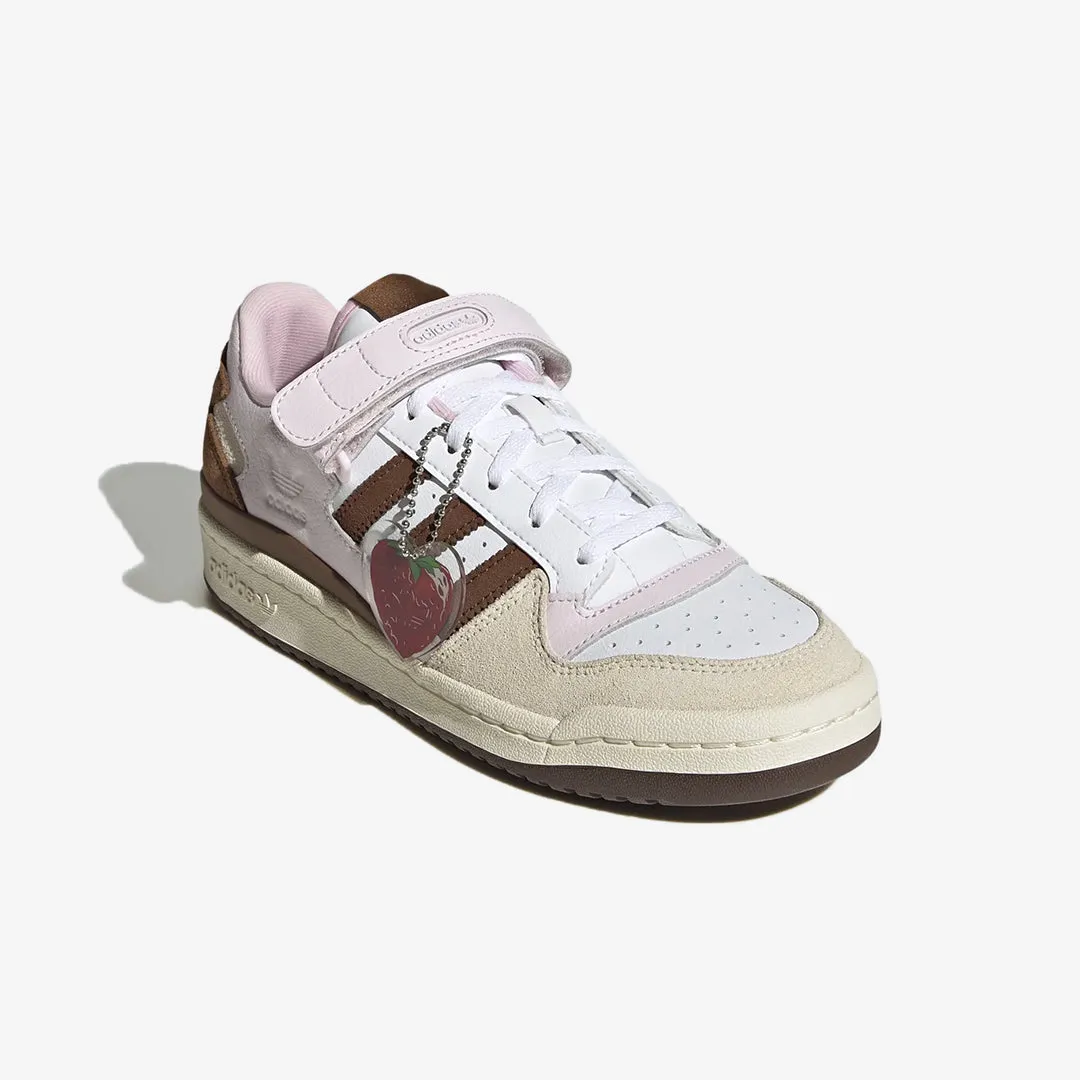 Adidas Originals | WMN'S FORUM LOW W  { PANTONE/CREAM WHITE