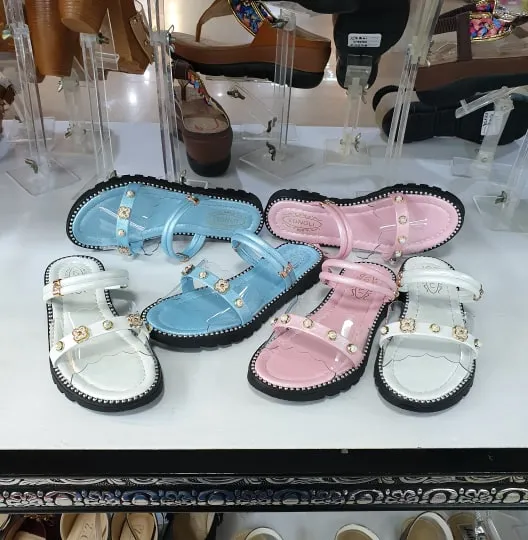 Kids casual slippers