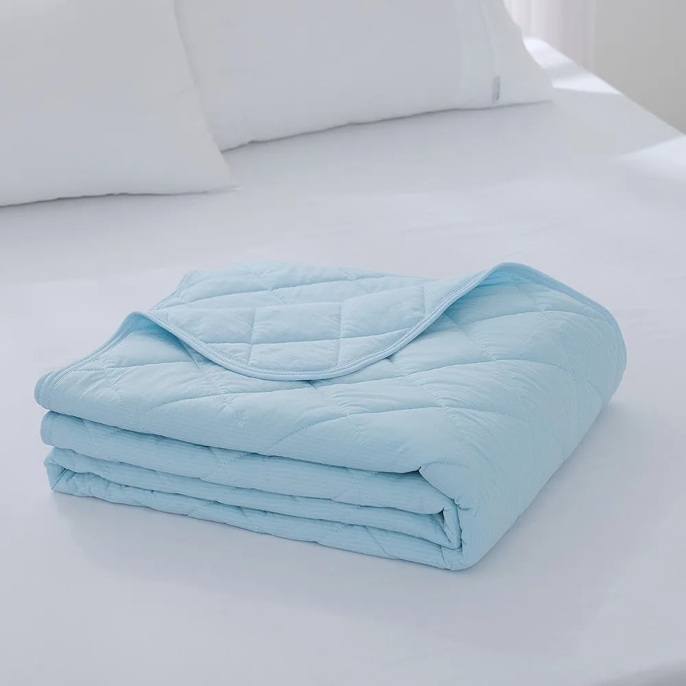 Robinsons Cooling Reversible Comforter Hotel Collection